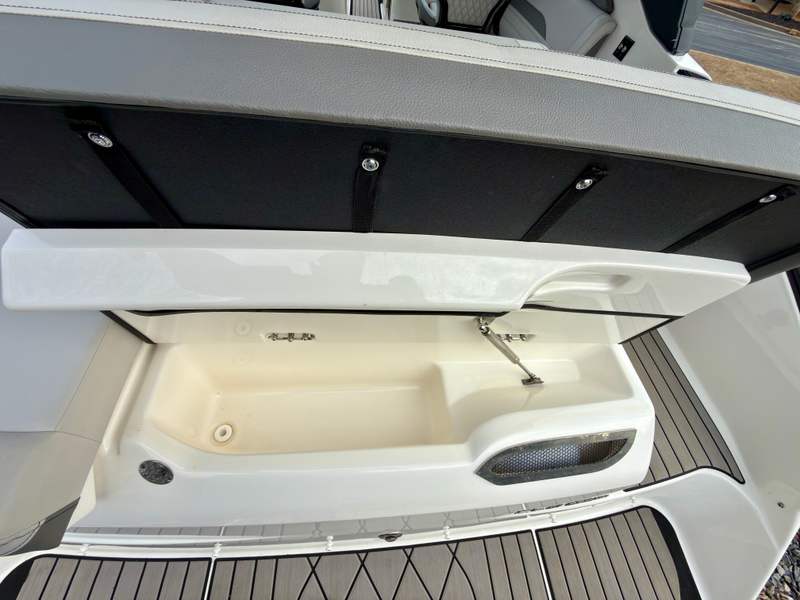 Boat Image 21