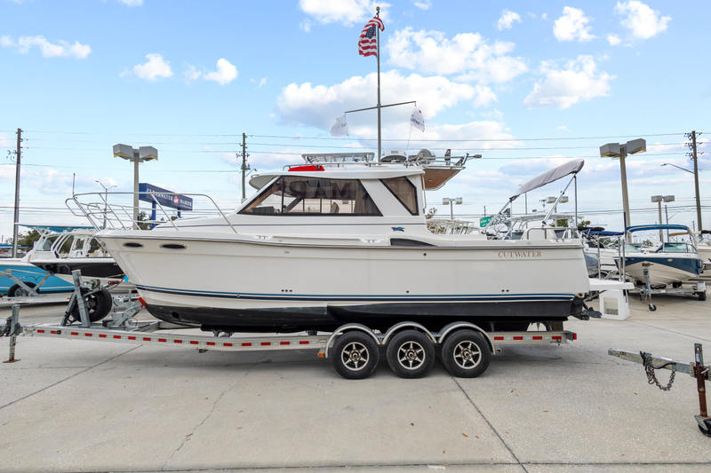 2019 Cutwater 28LE