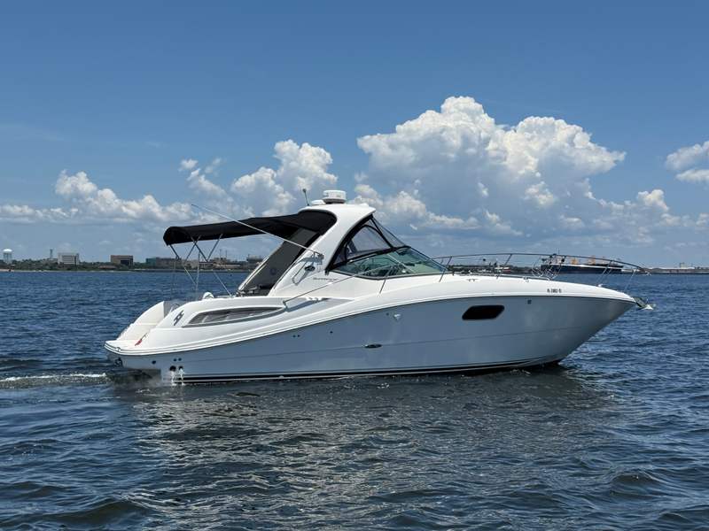 2011 Sea Ray Sundancer 350