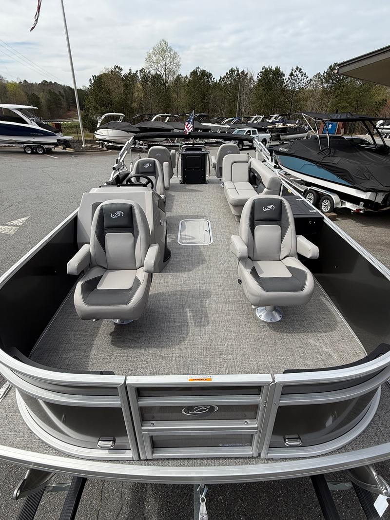 Boat Image 12