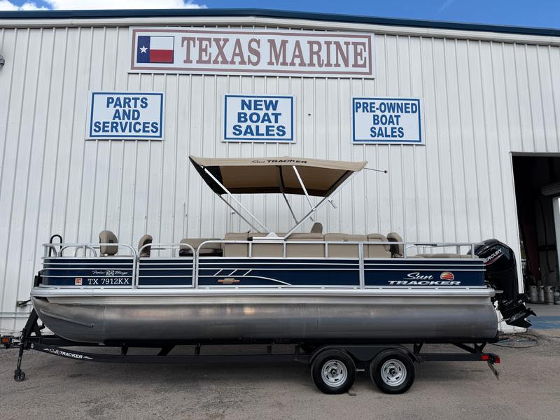 2023 Sun Tracker Fishin Barge 22 DLX