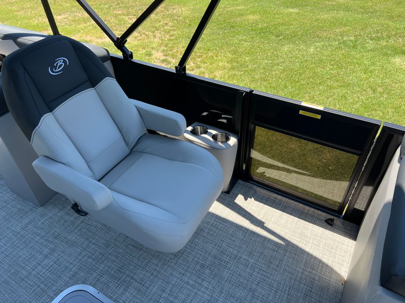 Boat Image 21