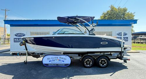 2020 Cobalt CS23 Surf
