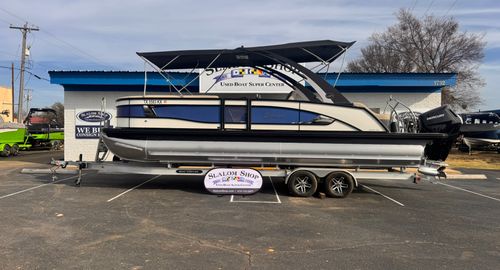 2023 Barletta Lusso L25UCA