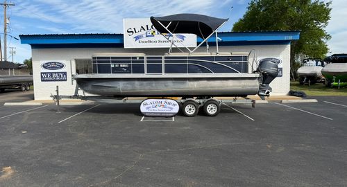 2019 Bennington 22 SL ESP