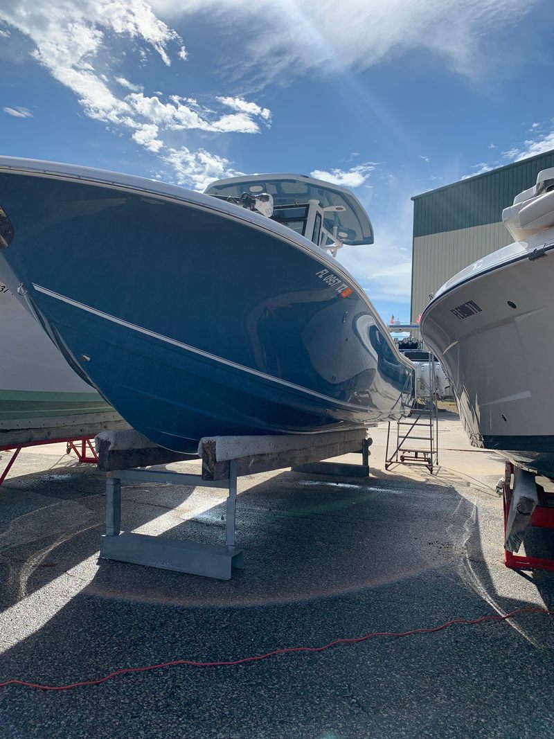 2025 Tidewater 256 LXF