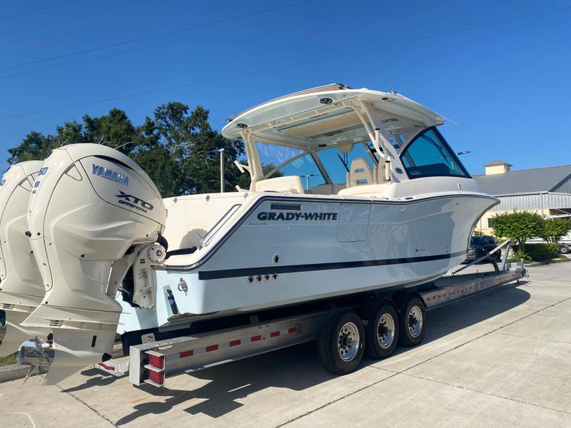 2025 Grady white Freedom 345