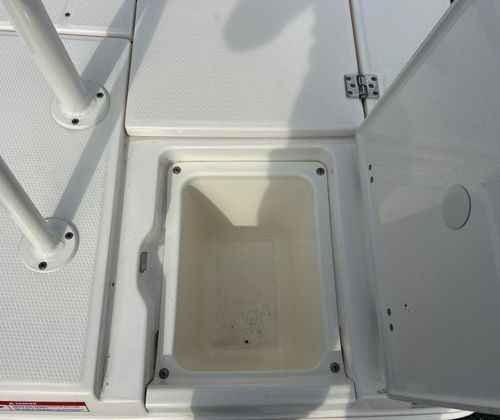 Boat Image 10